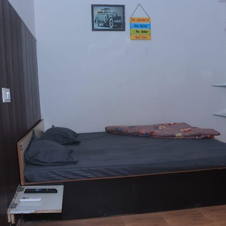 Madan Residency , Amritsar Hotel ภายนอก รูปภาพ